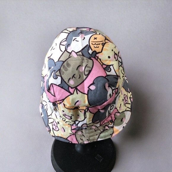 NWOT HANDMADE REVERSIBLE Cotton Bucket Hat Japanese character cats 19-20.5” - Picture 3 of 8